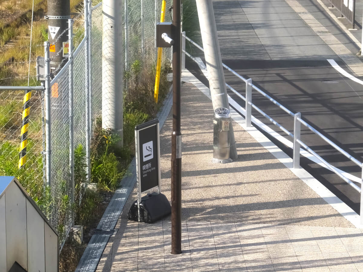 御殿場駅 喫煙スペース