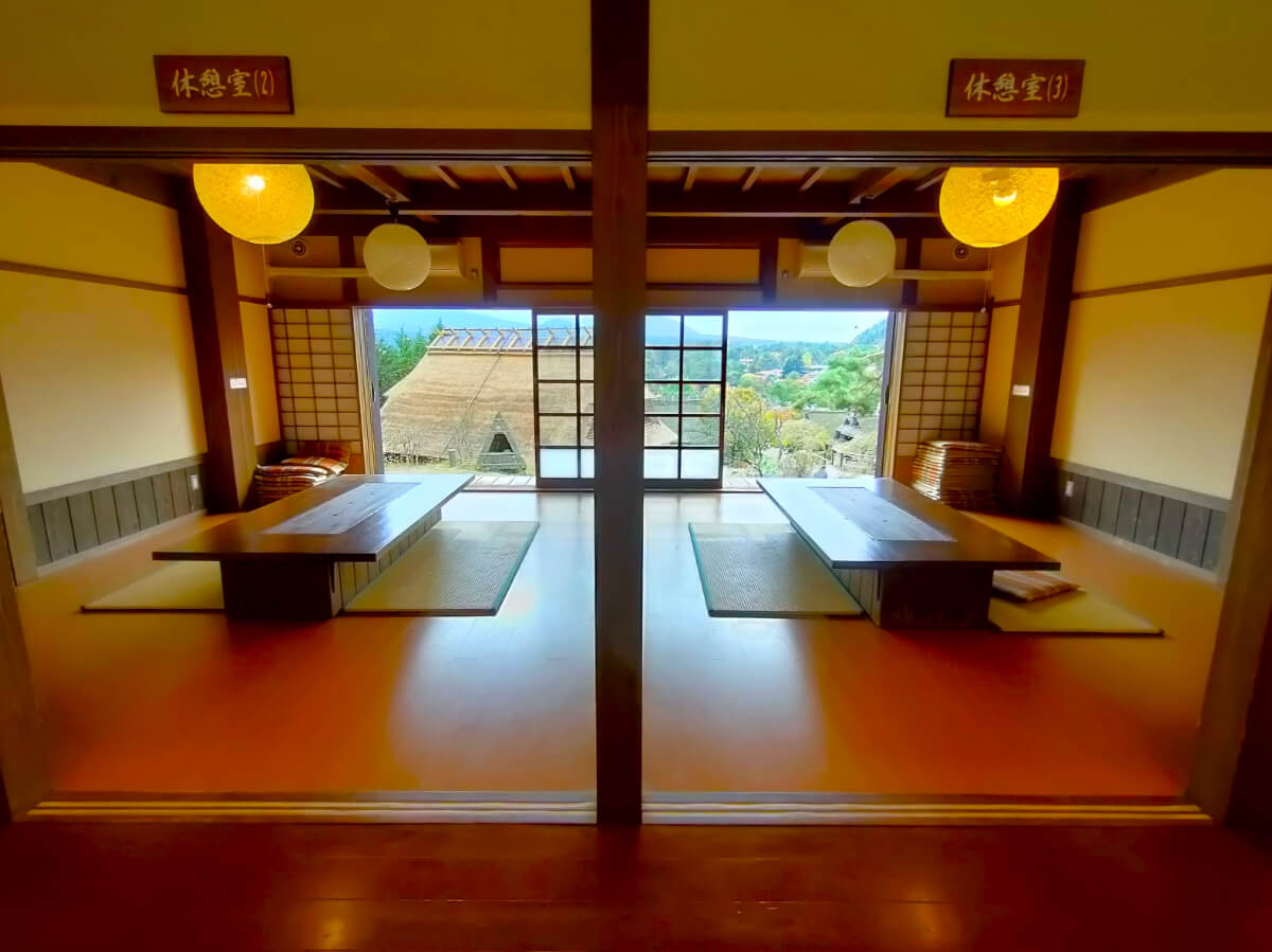 西湖いやしの里根場 ごろ寝館の小部屋