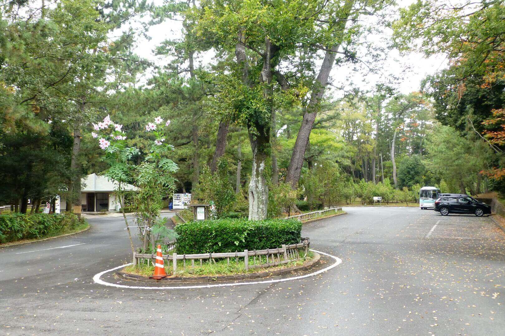 沼津御用邸記念公園 駐車場