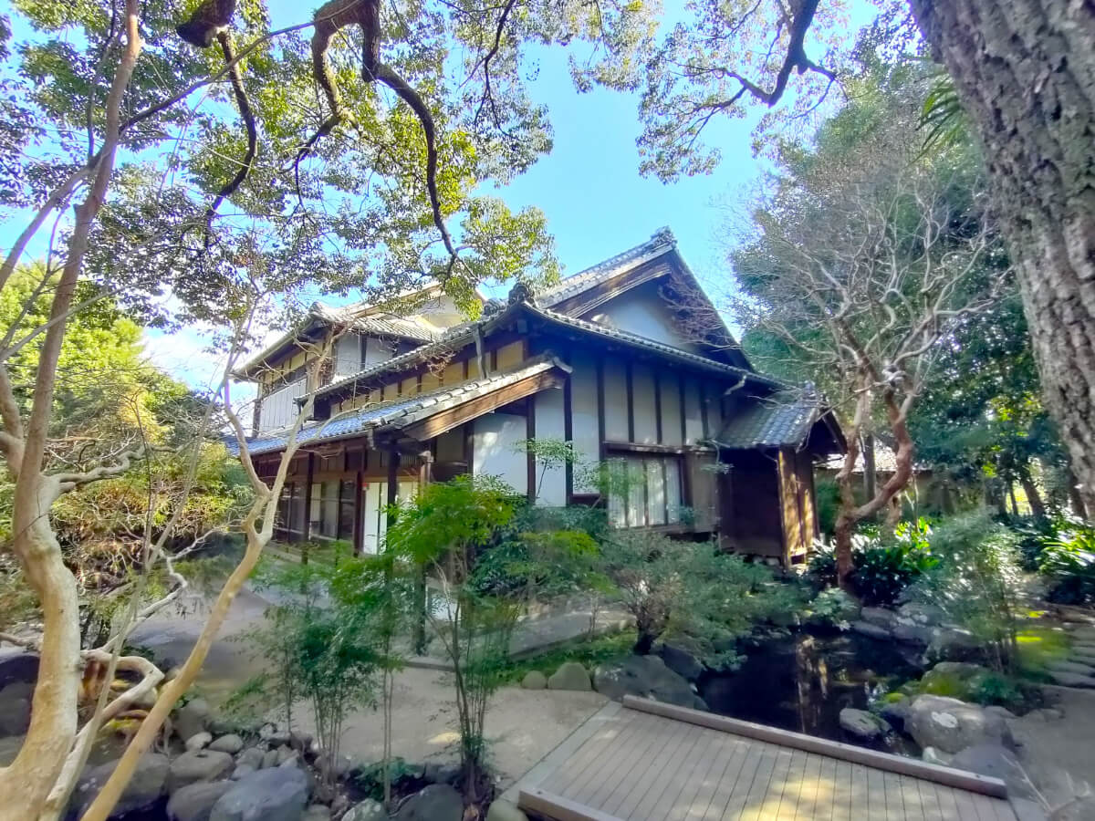 柿田川公園 食事処かわせみ本館